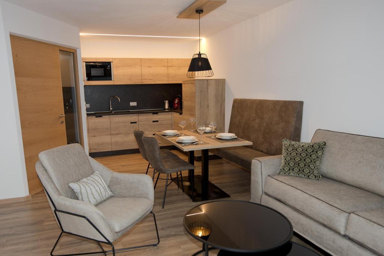 Hotel Goldener Adler Курон-Веноста Экстерьер фото