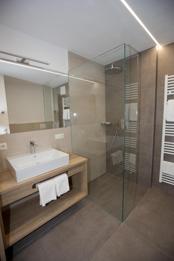 Hotel Goldener Adler Курон-Веноста Экстерьер фото